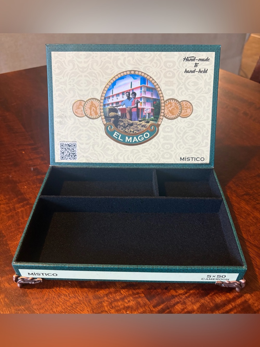 Upcycled El Mago Místico Cigar Box Jewelry Organizer Emerald Green and Black